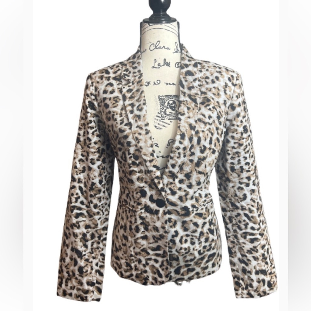 Calvin Klein Leopard‎ Animal Print  Cream Brown  and Black Blazer